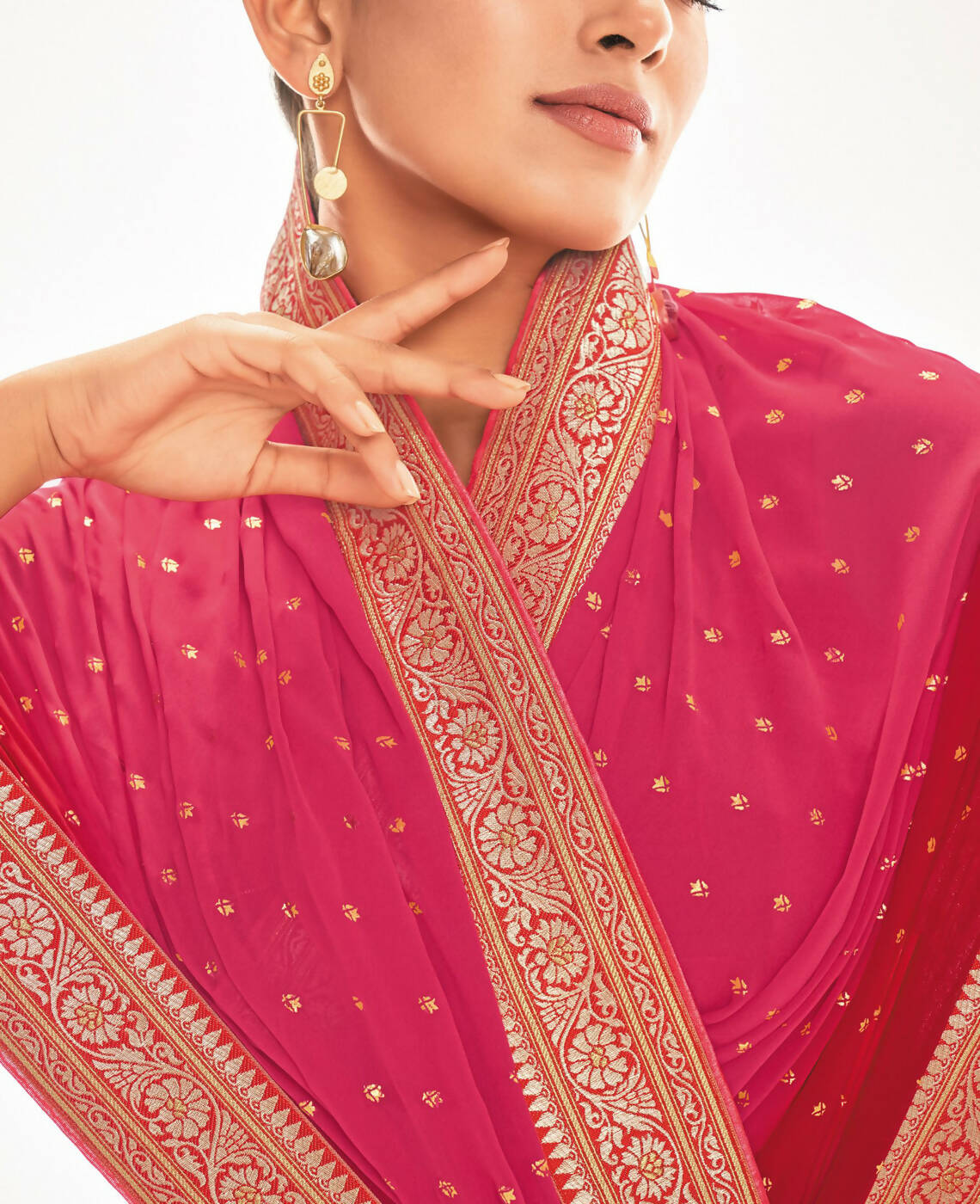 Pink Georgette Foil Printed Saree With Unstitched Blouse Piece - Nitya - Distacart