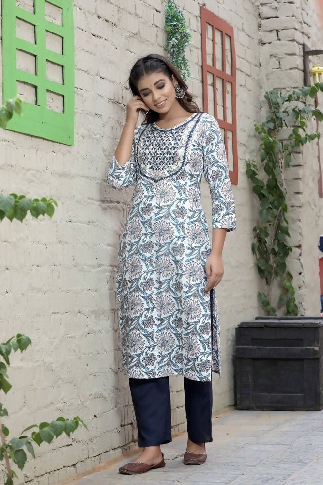 Yufta Women's White Printed Kurta Set