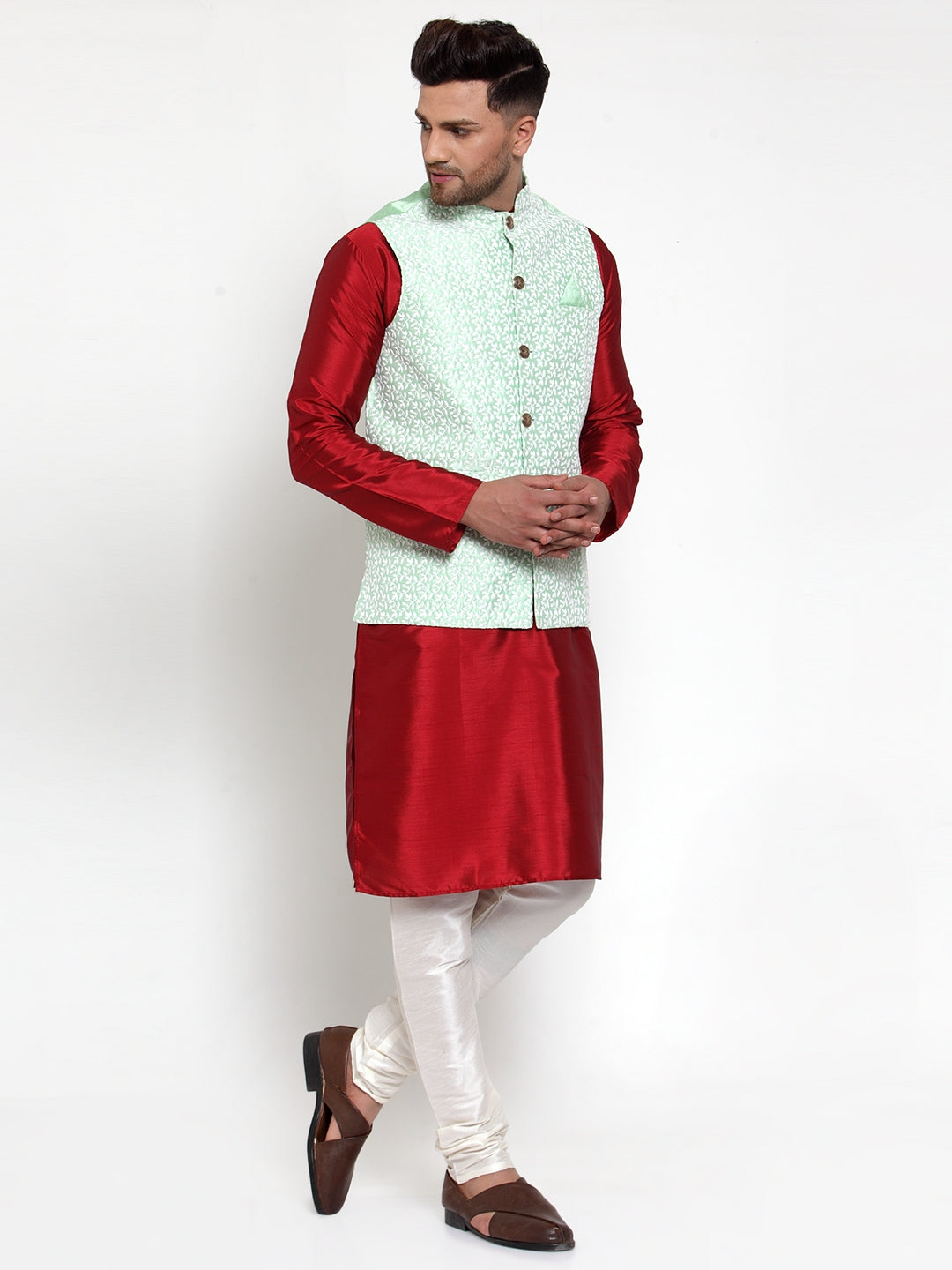 Jompers Men's Green Embroidered Nehru Jacket