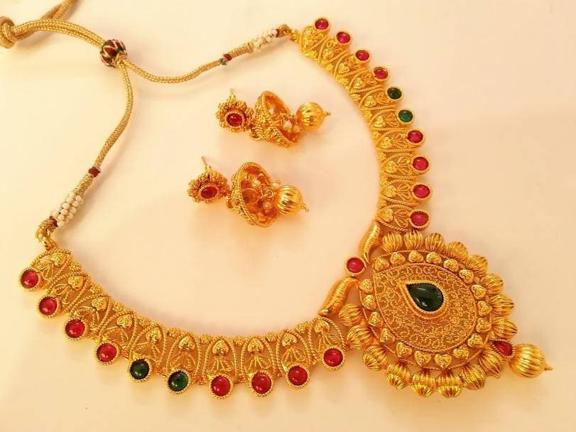 Multicolor Kemp Bridal Necklace Set