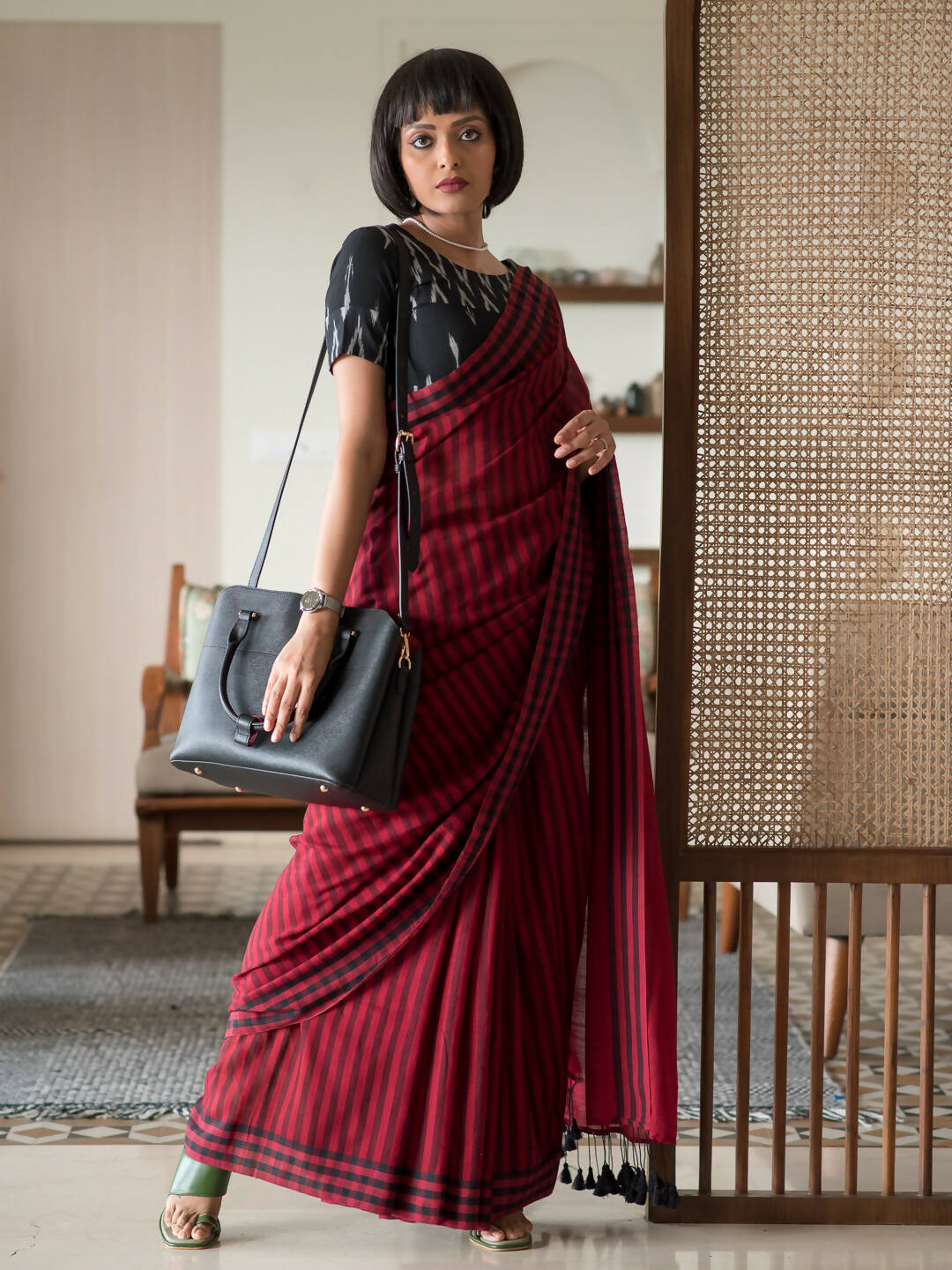Suta Maroon Woven Design Pure Cotton Saree - Distacart