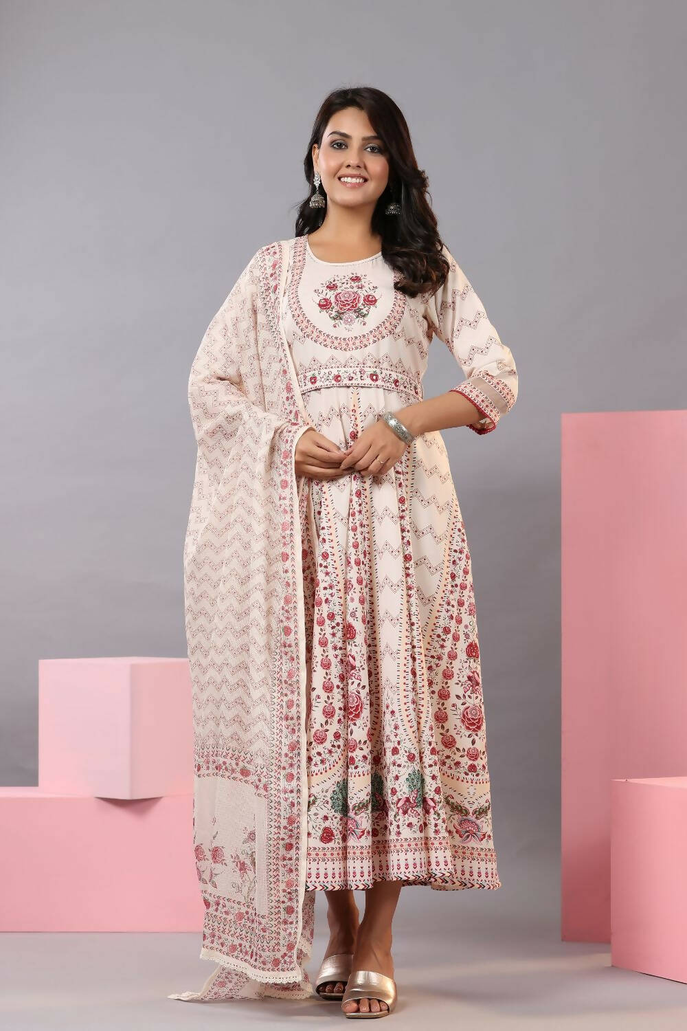 Juniper Women Ecru Rayon Floral Printed Kurta and Dupatta Set - Distacart