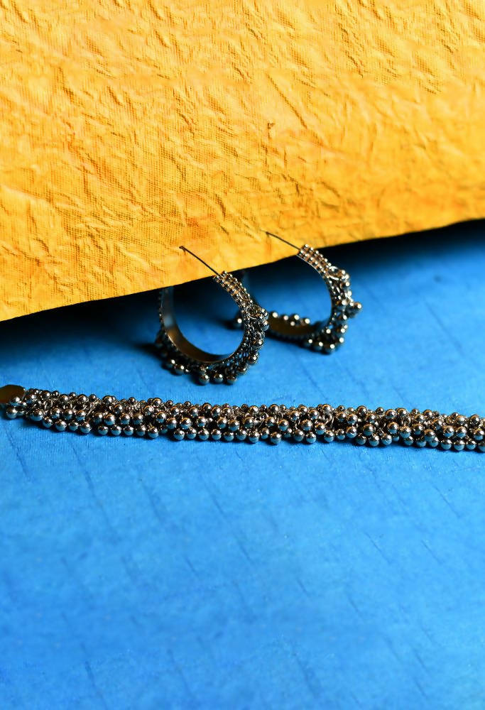 Tehzeeb Creations Oxidised Silver Colour Necklace And Earrings With Ghunghru Style