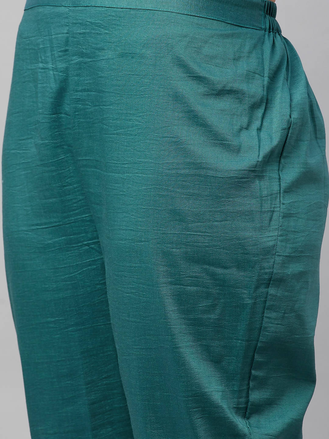 Myshka Dark Green Embroidered 3/4 Sleeve Round Neck Kurta Pant Dupatta Set - Distacart