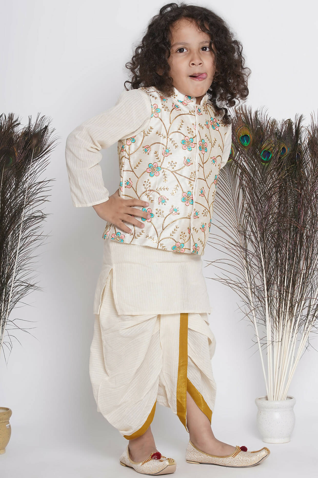 Little Bansi Banarsi Silk Pink Blue Floral Embroidery Jacket With Cotton Kantha kurta And Kantha Dhoti - Cream - Distacart
