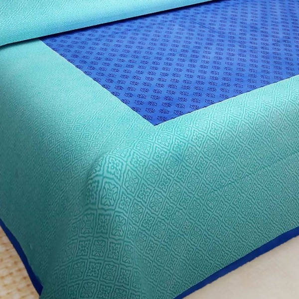 Vamika Printed Cotton Blue Bedsheet With Pillow Covers (LEOC_GADD_B) - Distacart