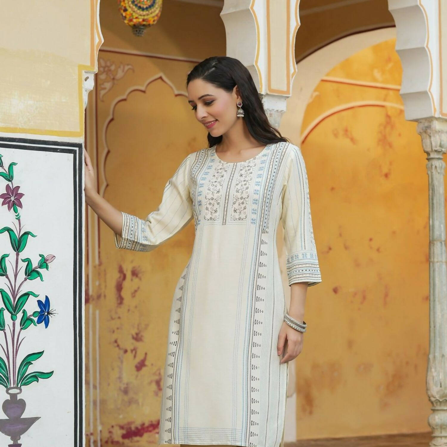 Juniper Women's Off-White Rayon Printed Straight Kurta - Distacart