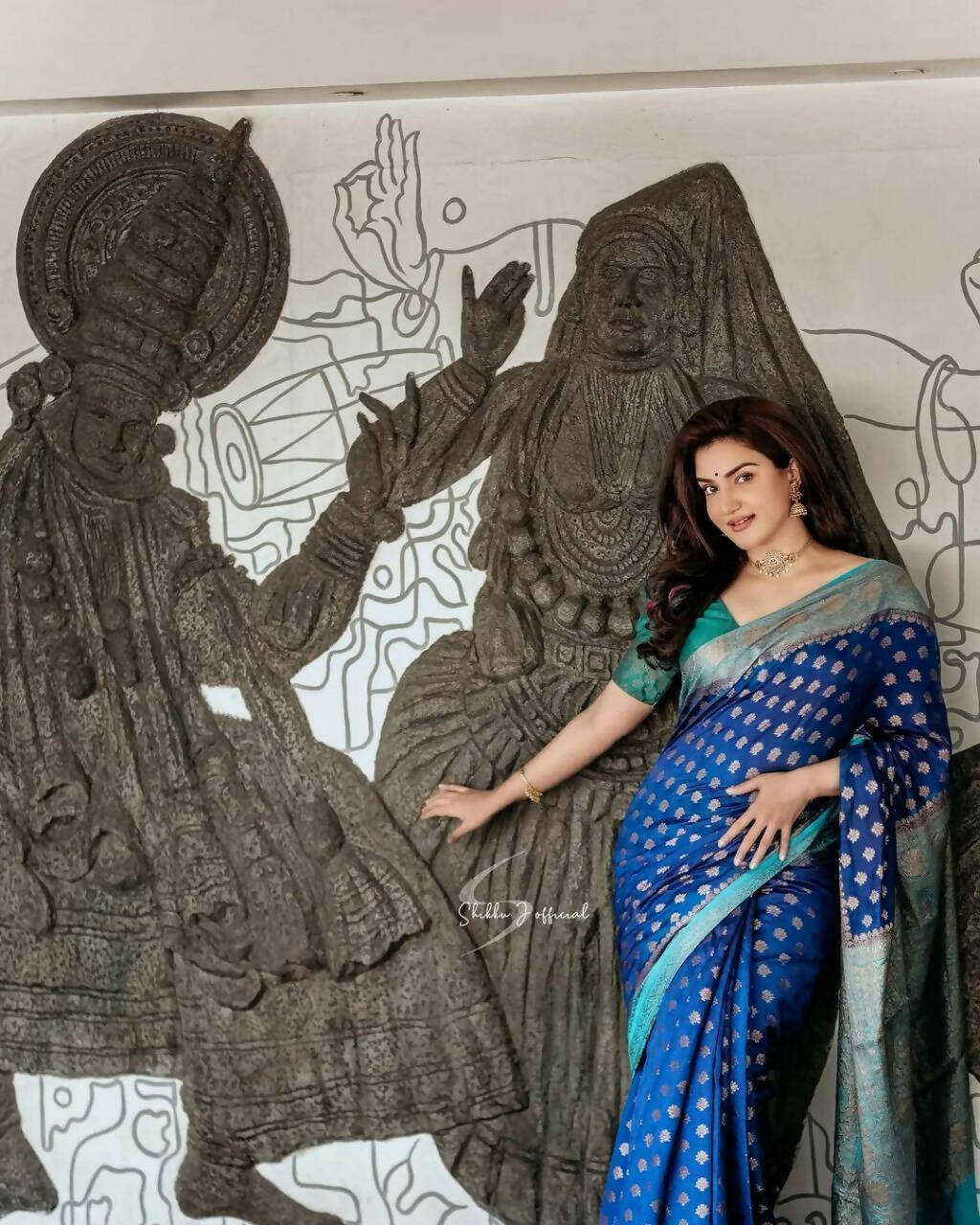 DEIANA'S Beautiful Golden Jari with New Design Soft Lichi Silk Saree - Blue - Distacart