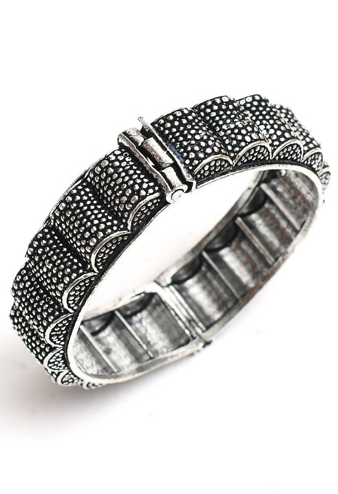 Mominos Fashion Kamal Johar Oxidised Silver Bangles Set