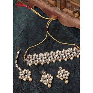Mominos Fashion Trendy Gold-Plated with Stone & Pearls Necklace 