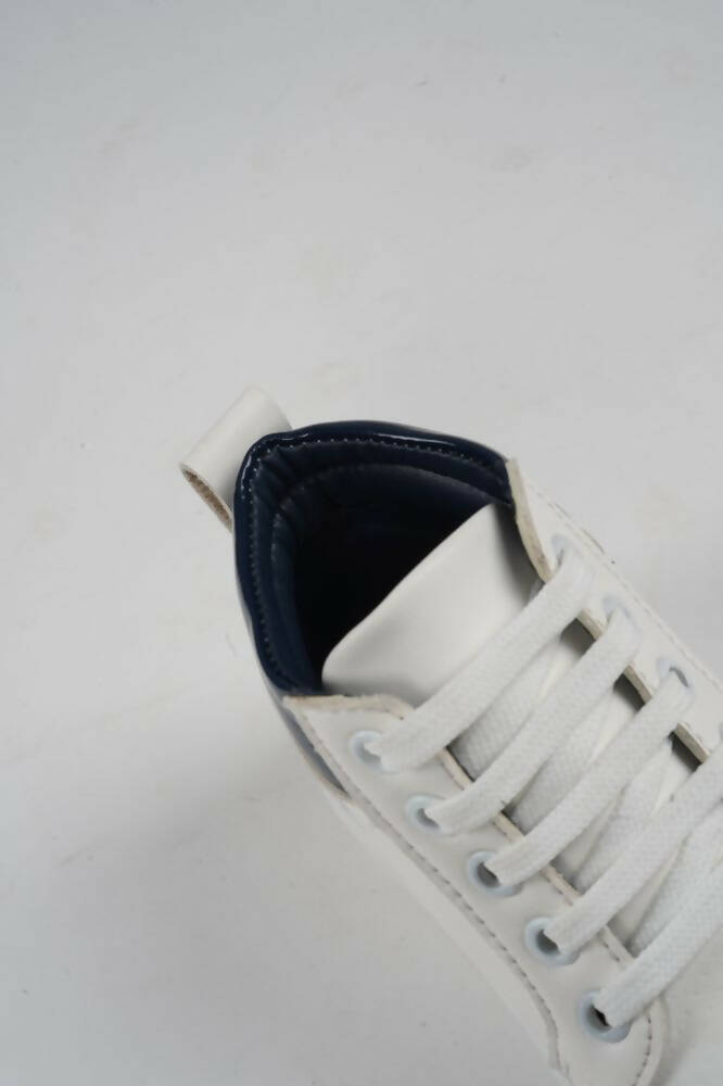 Tiny Bugs For Boys & Girls Mid Top Sneakers - White & Blue - Distacart
