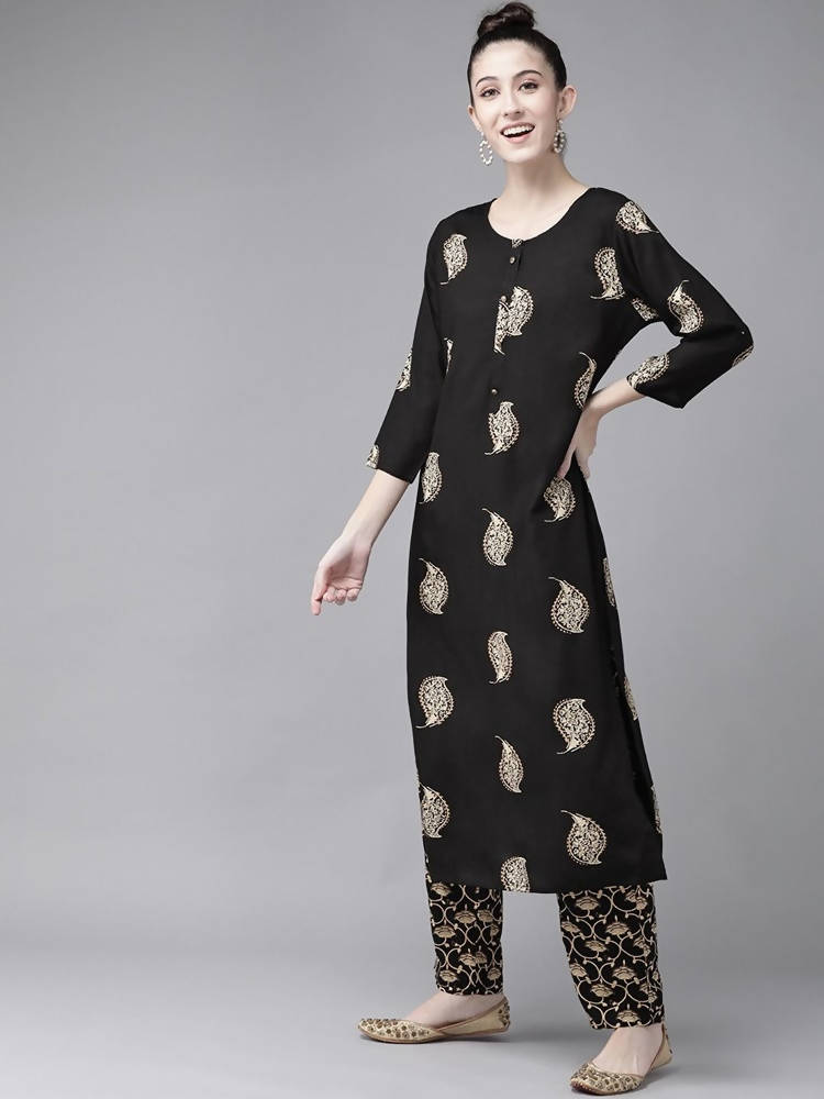 Yufta Women Black & Cream-Coloured Screen Printed Kurta with Trouser