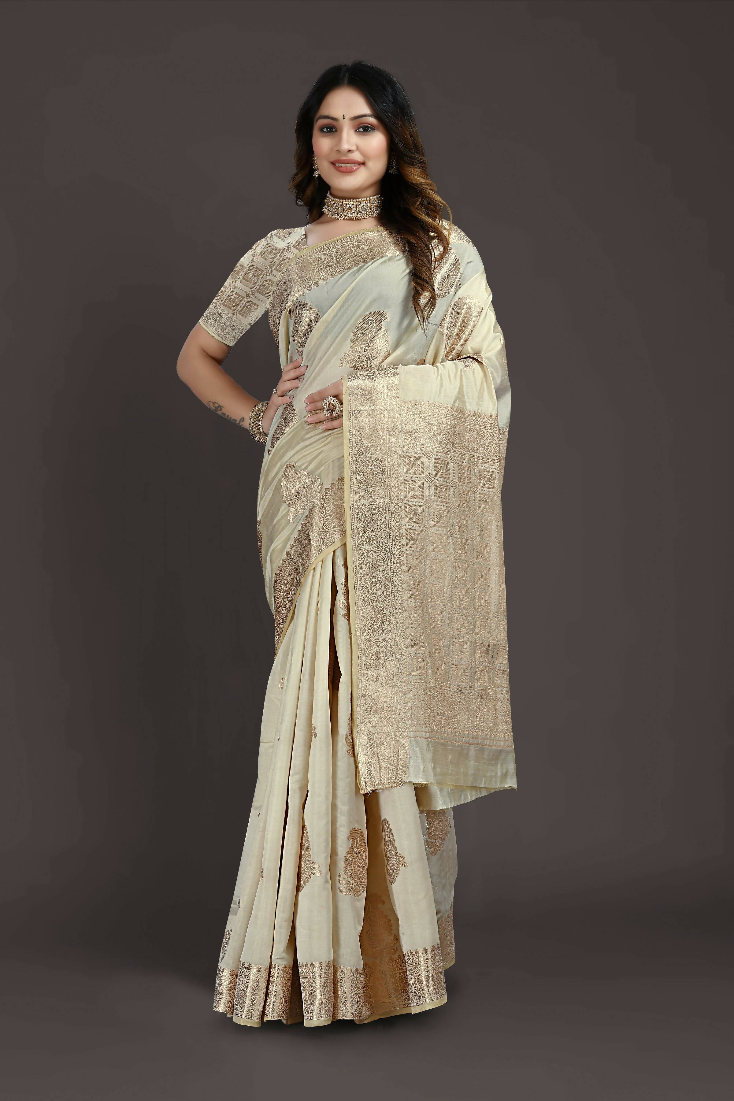 Off White Pure Raw Silk Zari Woven Saree with Unstitched Blouse Piece - Alisha - Distacart