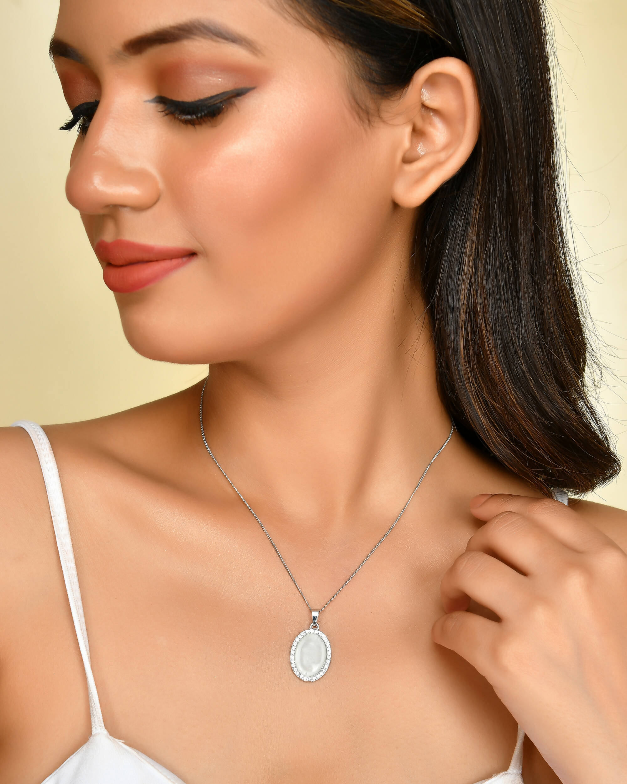 VOJ Women Beads Stainless Steel Sliver-Plated Chain with Oval-Shape Pendant - Distacart