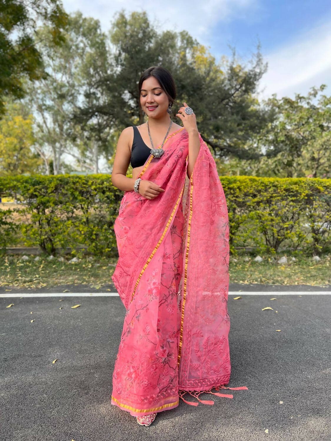 Vamsee Pink Organza Saree - Distacart