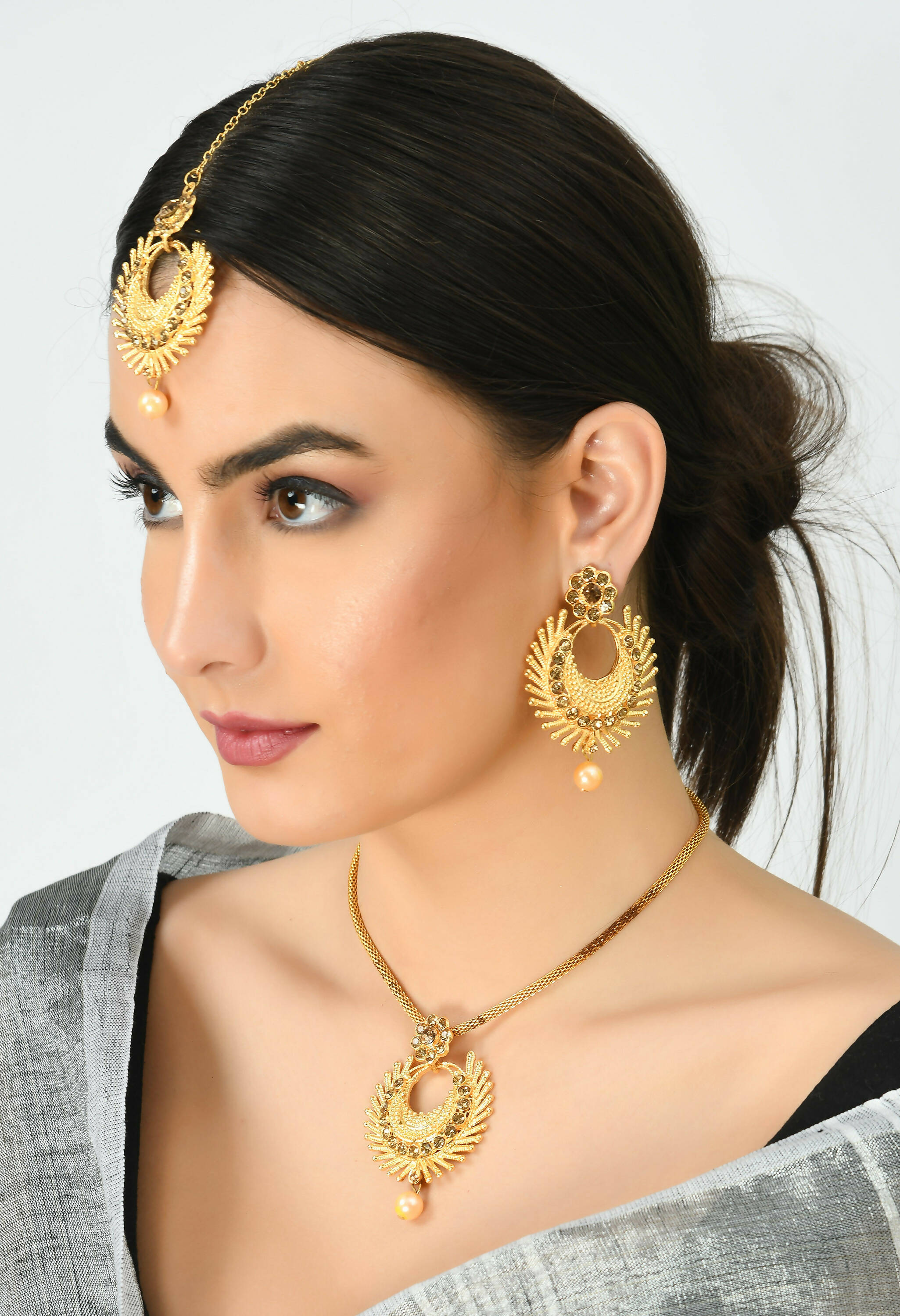 Mominos Fashion Johar Kamal Gold-Plated Brass Finish Long Necklace For Women (Golden) - Distacart