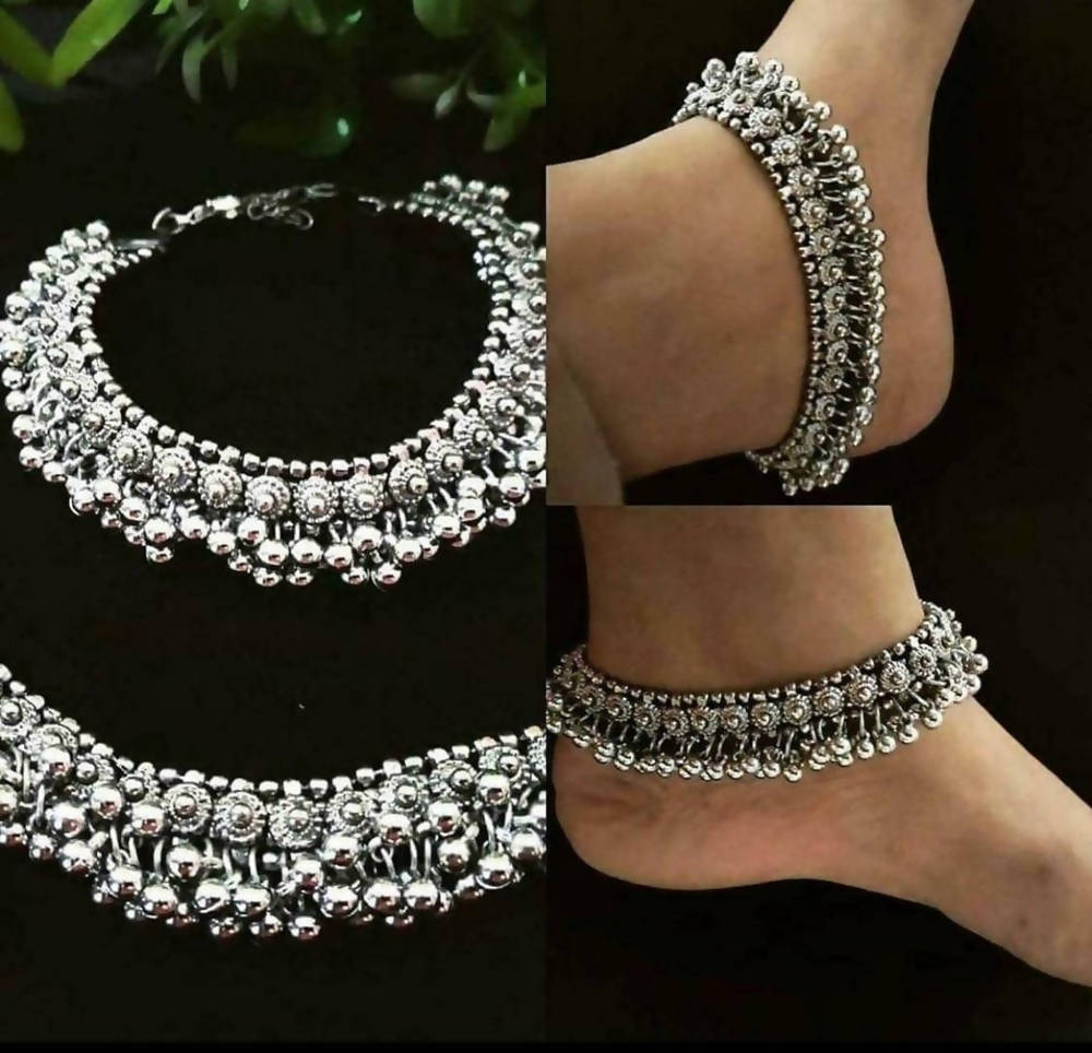 Mominos Fashion Trendy Oxidised Silver Plated  
