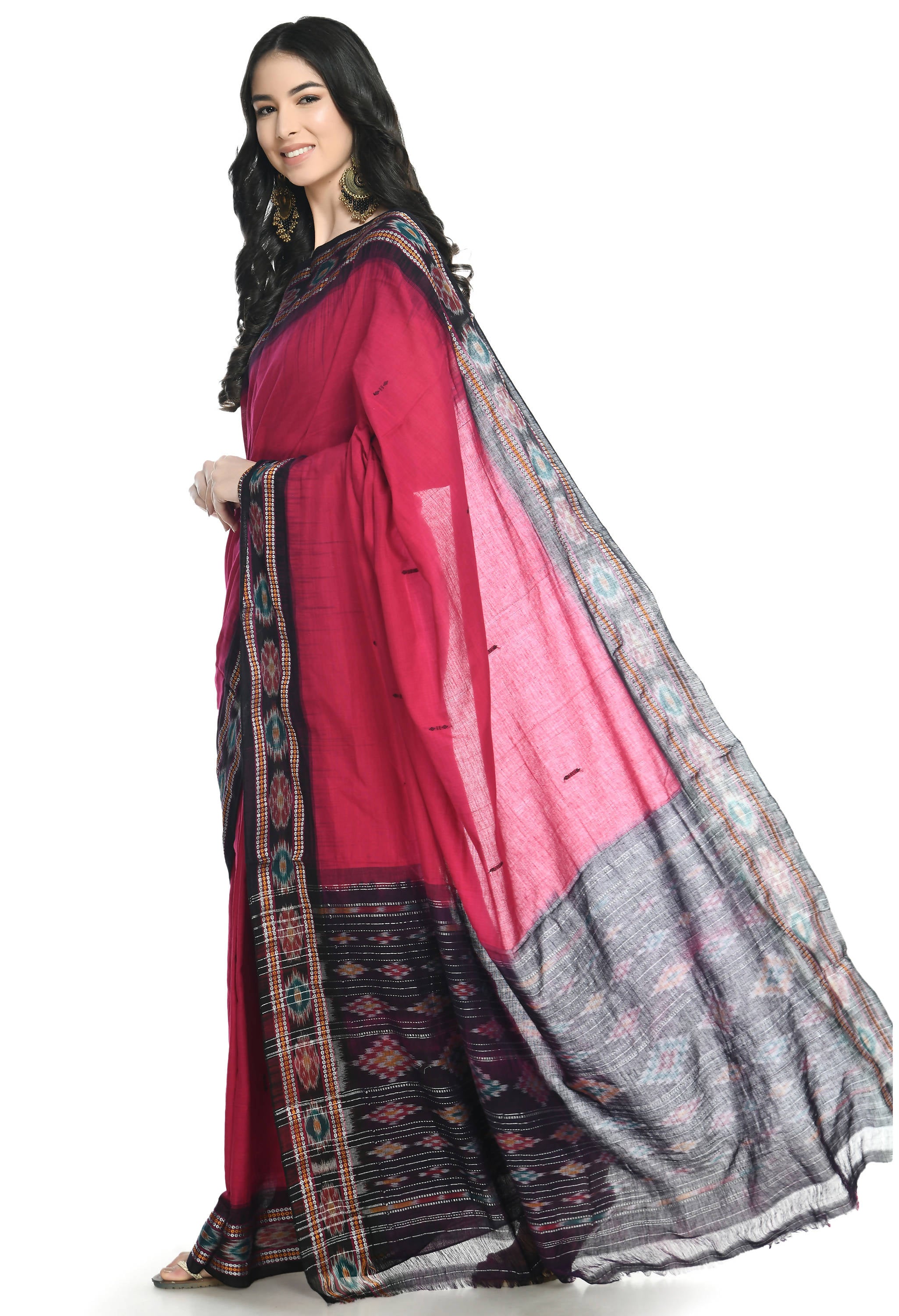 Vamika Sambalpuri Ikat Cotton Rekhabala Buti Magenta & Black Saree - Distacart