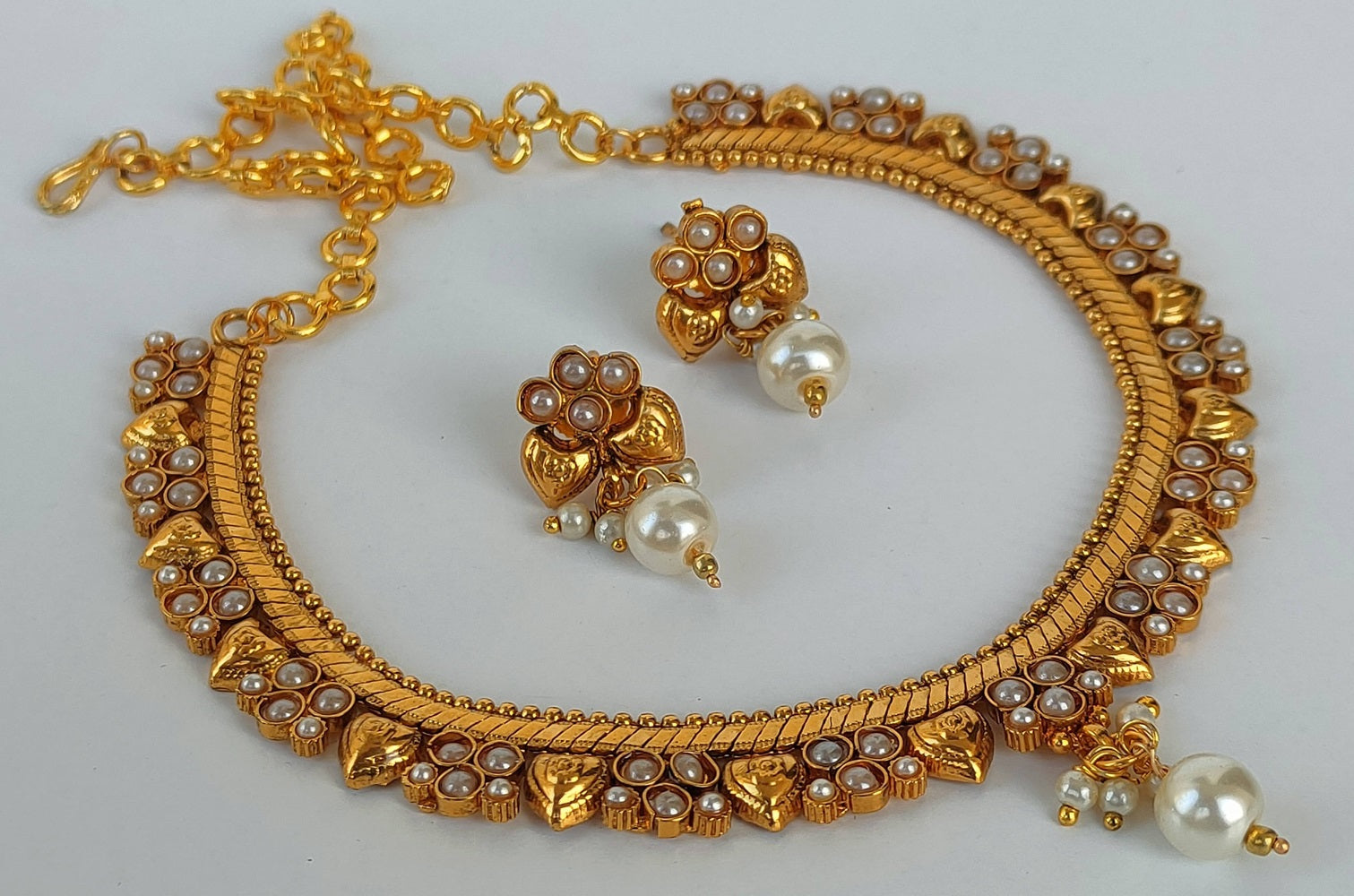 White Agate necklace Set - Distacart