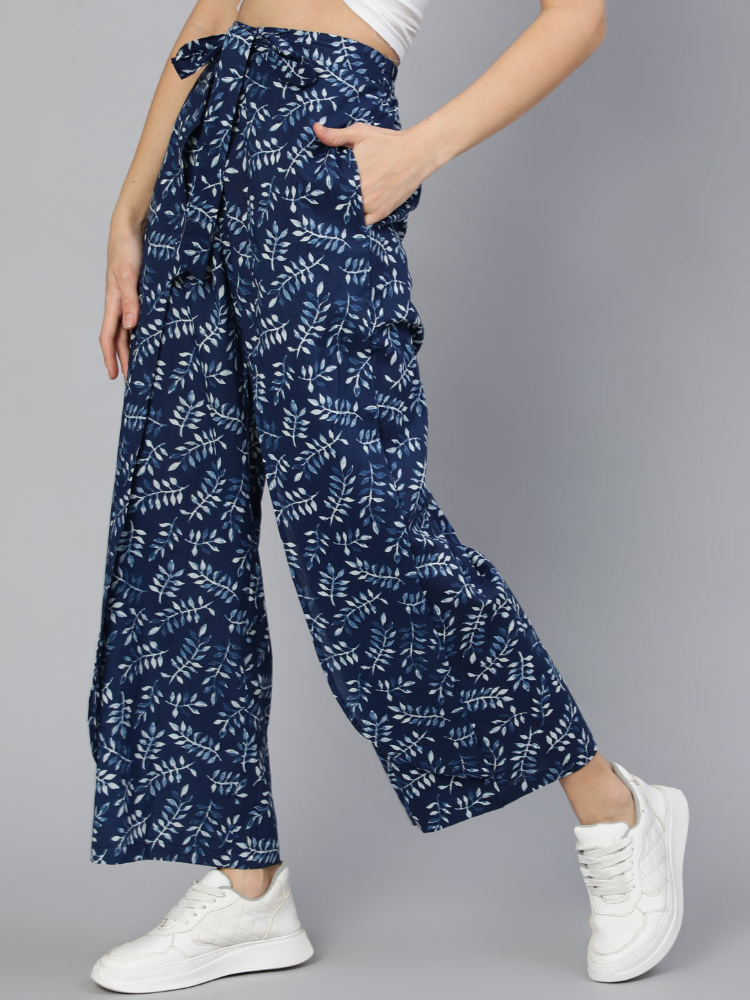 NOZ2TOZ Women Blue Printed Plazo With Side Pockets - Distacart
