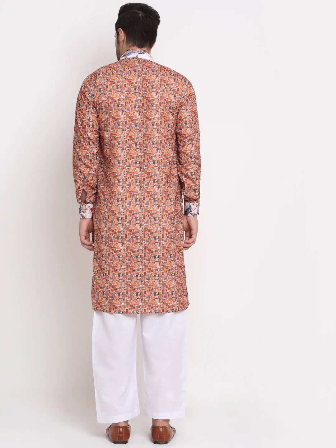 Kalyum Men's Orange & Multi Printed Kurta with White Pyjamas Set - Distacart
