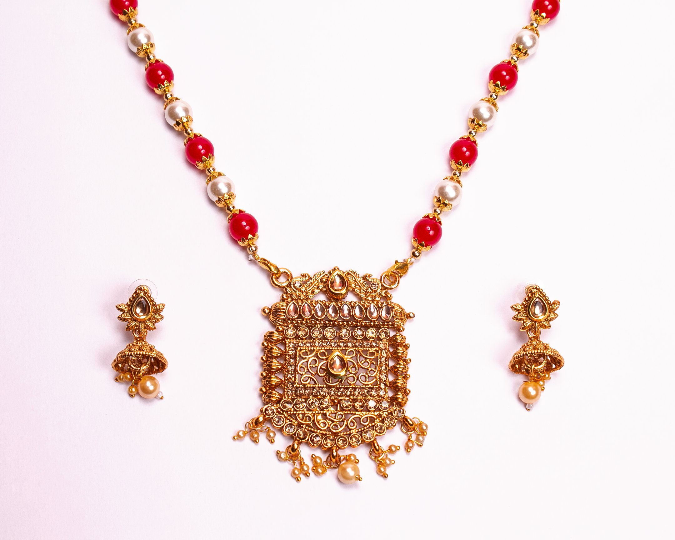 Gold-Plated Alloy Pearl And Beads Mala Pendant Set - The Pari - Distacart