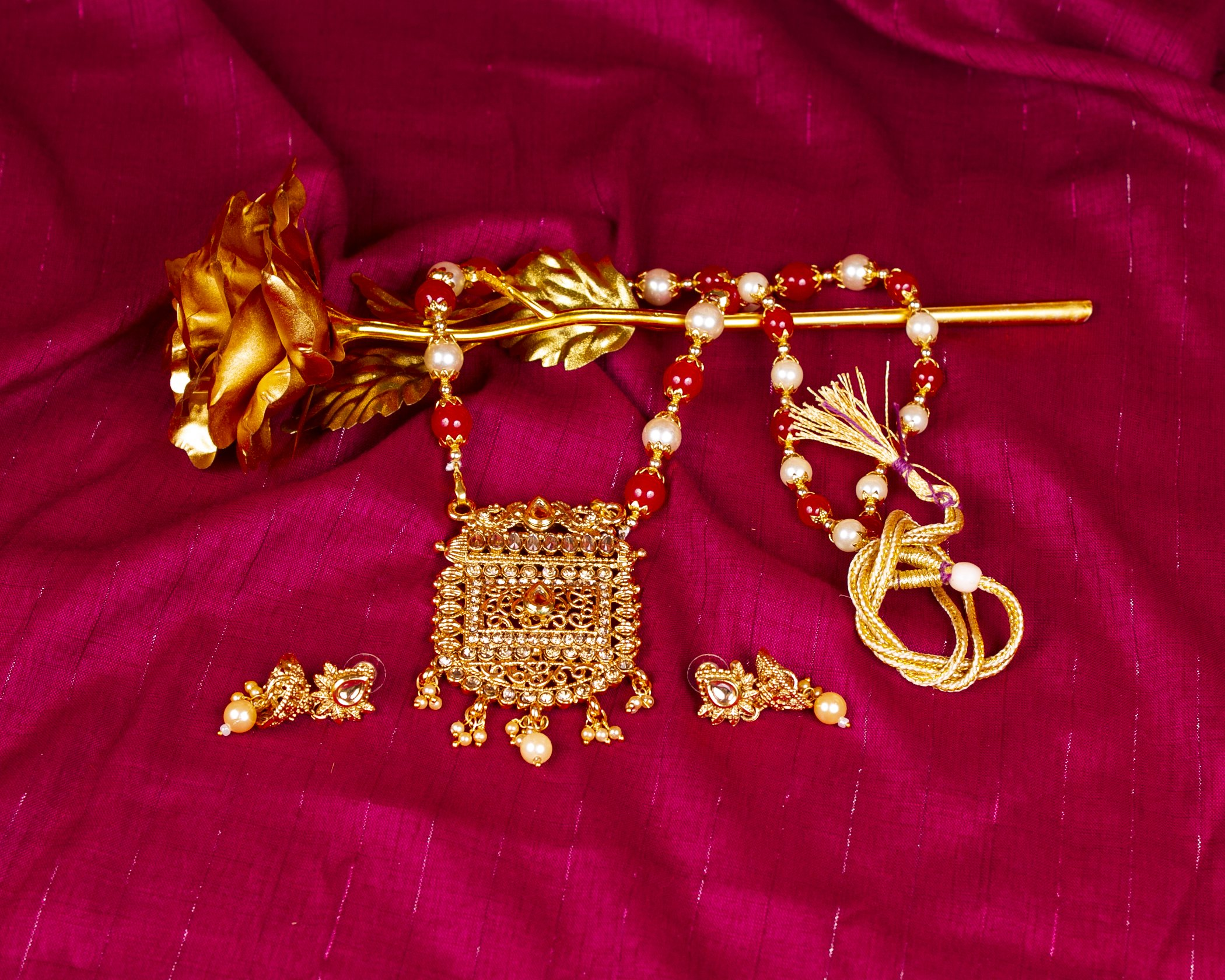 Gold-Plated Alloy Pearl And Beads Mala Pendant Set - The Pari - Distacart