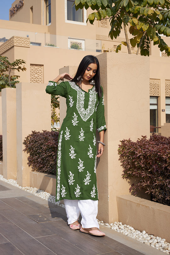 Rangreza Ethnic Liya Chikankari Rayon Kurta Green - Distacart