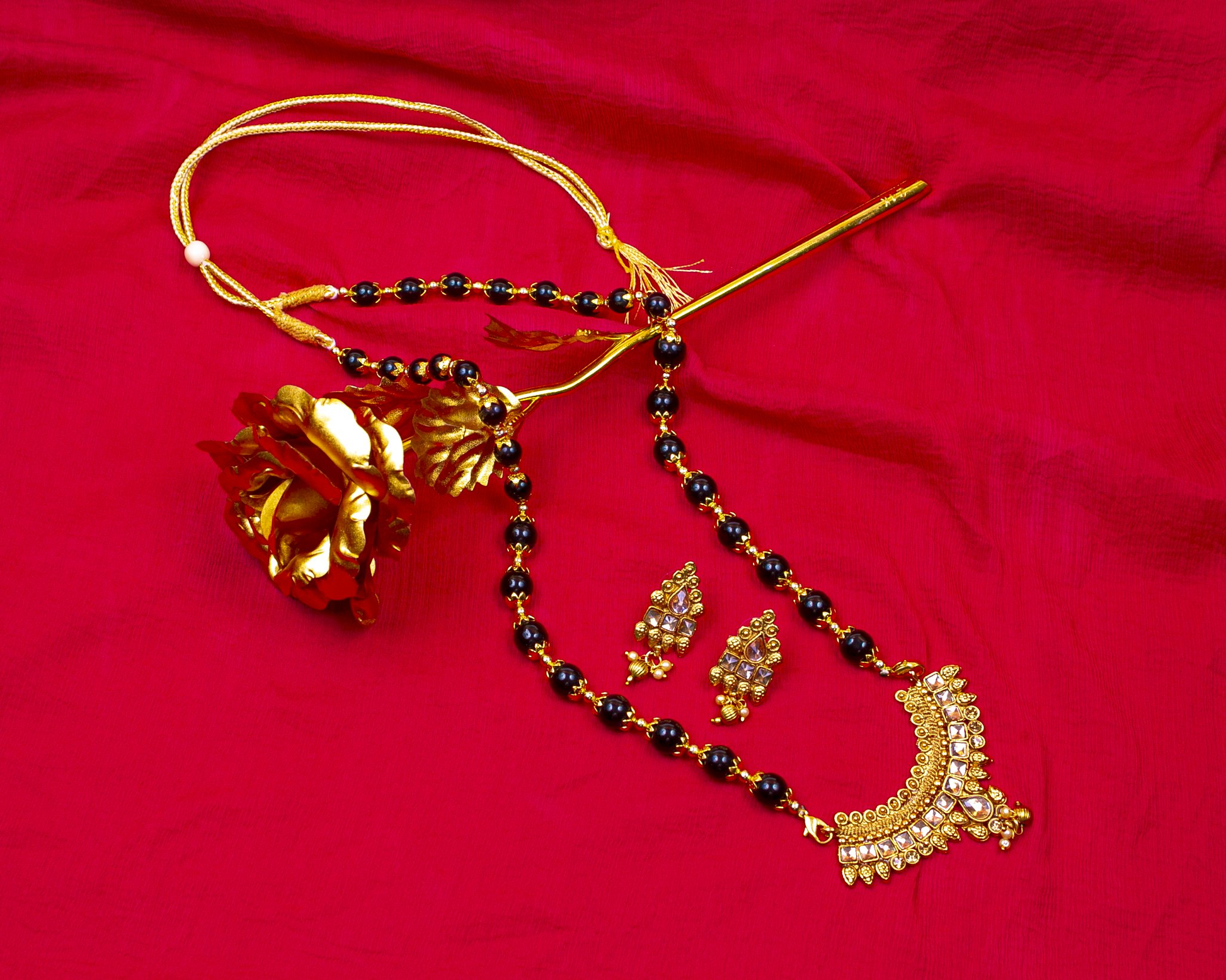 Gold-Plated Alloy Black Beaded Necklace Set - The Pari - Distacart