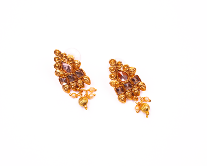 Gold-Plated Alloy Black Beaded Necklace Set - The Pari - Distacart