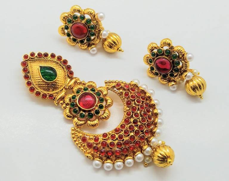 Multicolor kemp Pendant Set