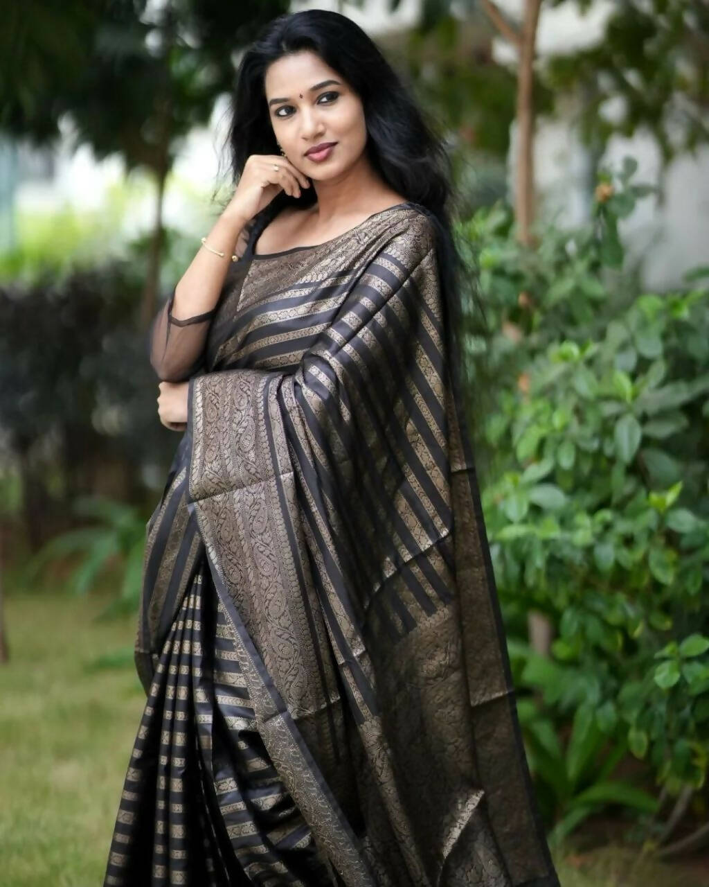 DEIANA'S Beautiful Golden Jari with New Design Soft Lichi Silk Saree - Black - Distacart