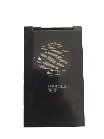 Revlon Photo Ready Powder Light / Medium 020 - Distacart