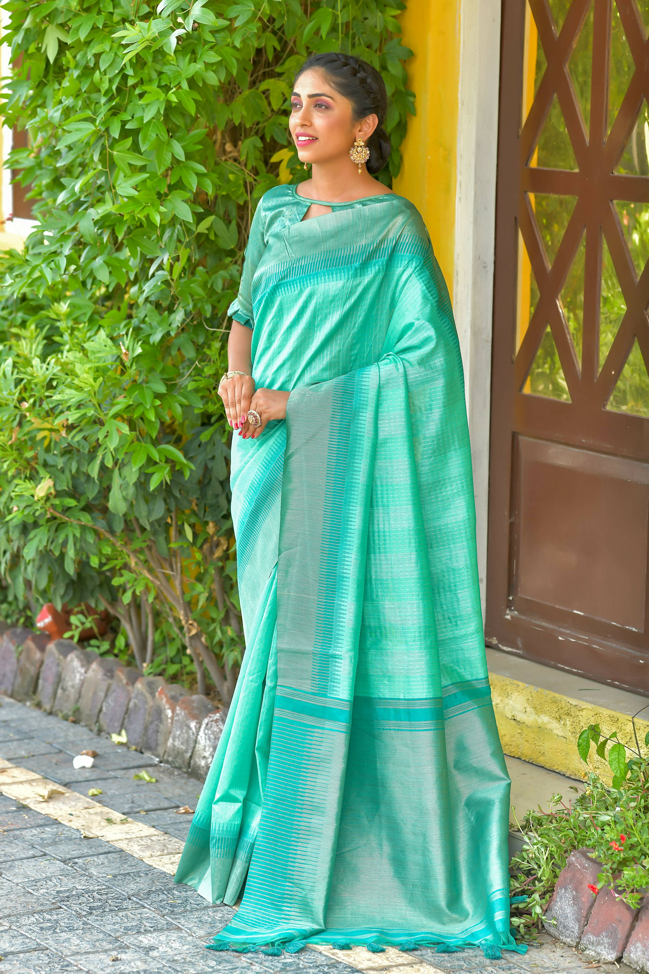 Vishnu Weaves Women's Sea Green South Silk Zari Woven Saree with Unstitched Blouse - Distacart