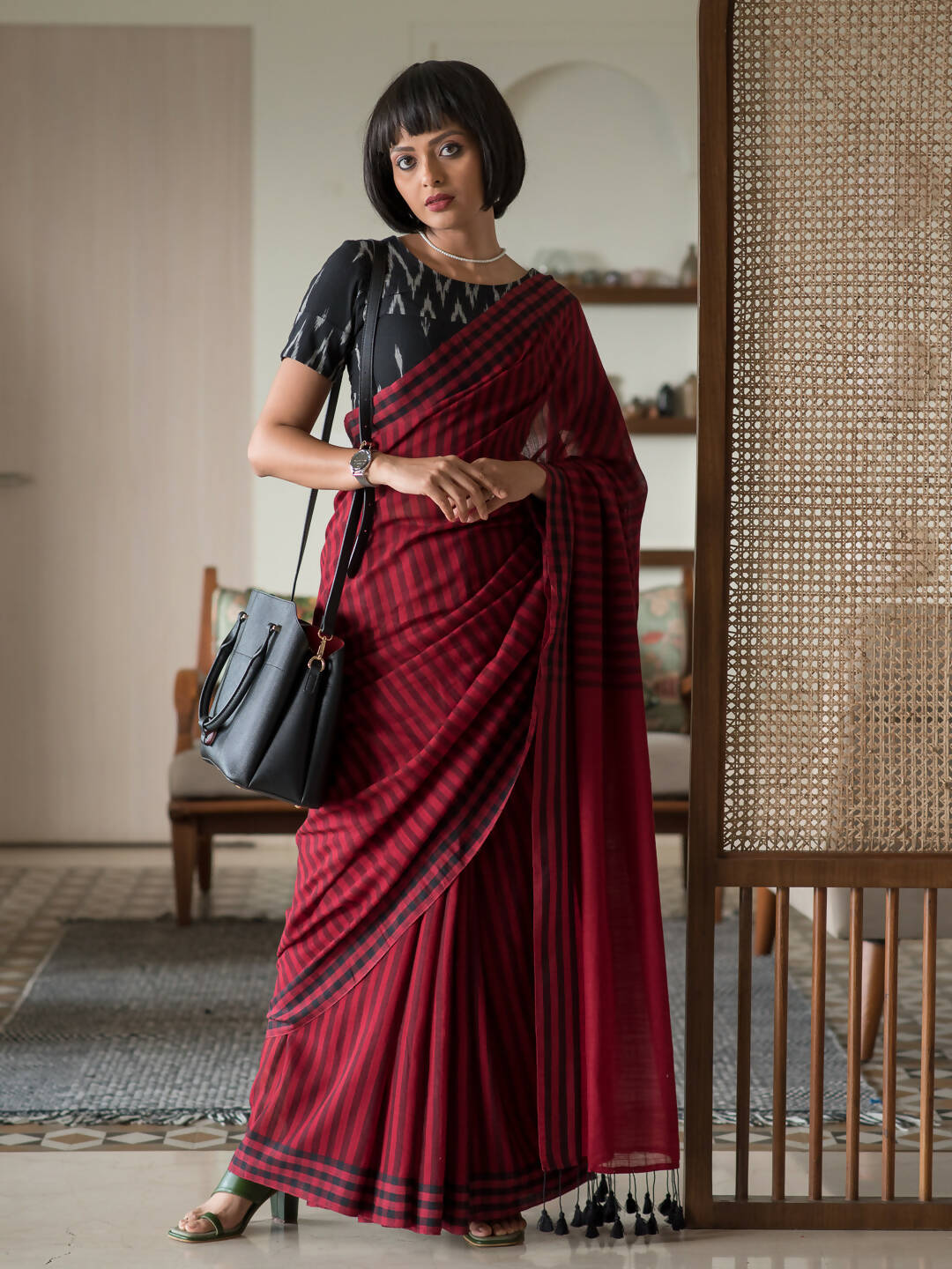 Suta Maroon Woven Design Pure Cotton Saree - Distacart