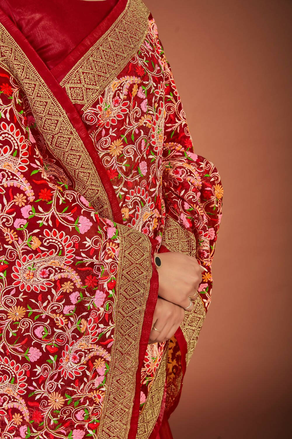 Vamsee Maroon Organza Saree - Distacart