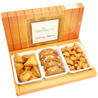 Ghasitaram Holi Hampers: Gujiya, Farsan Samosa and Mini Gujiya Namkeen hamper - Distacart