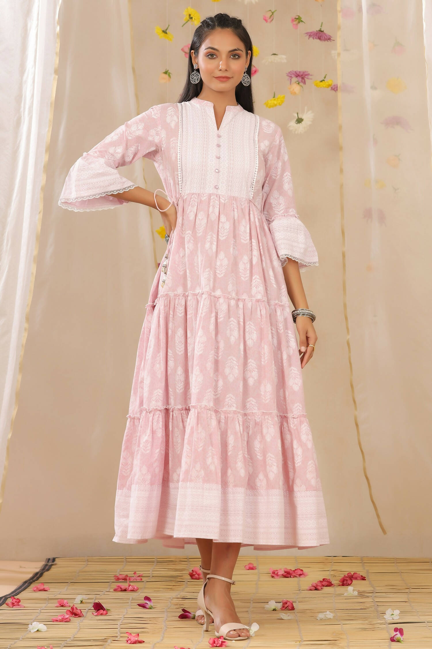 Juniper Womens Lavender Cambric Printed Tiered Dress With Flared Sleeve - Distacart