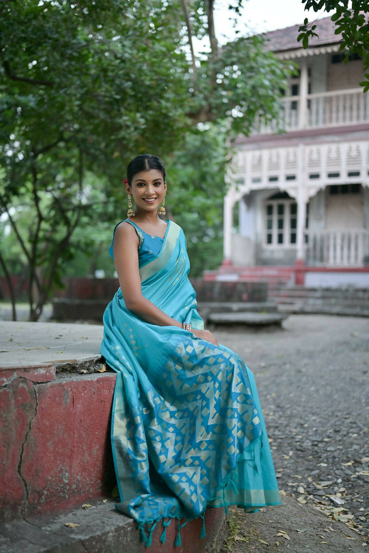 Vishnu Weaves Women's Firozi Soft Silk Zari Woven Saree with Blouse - Distacart