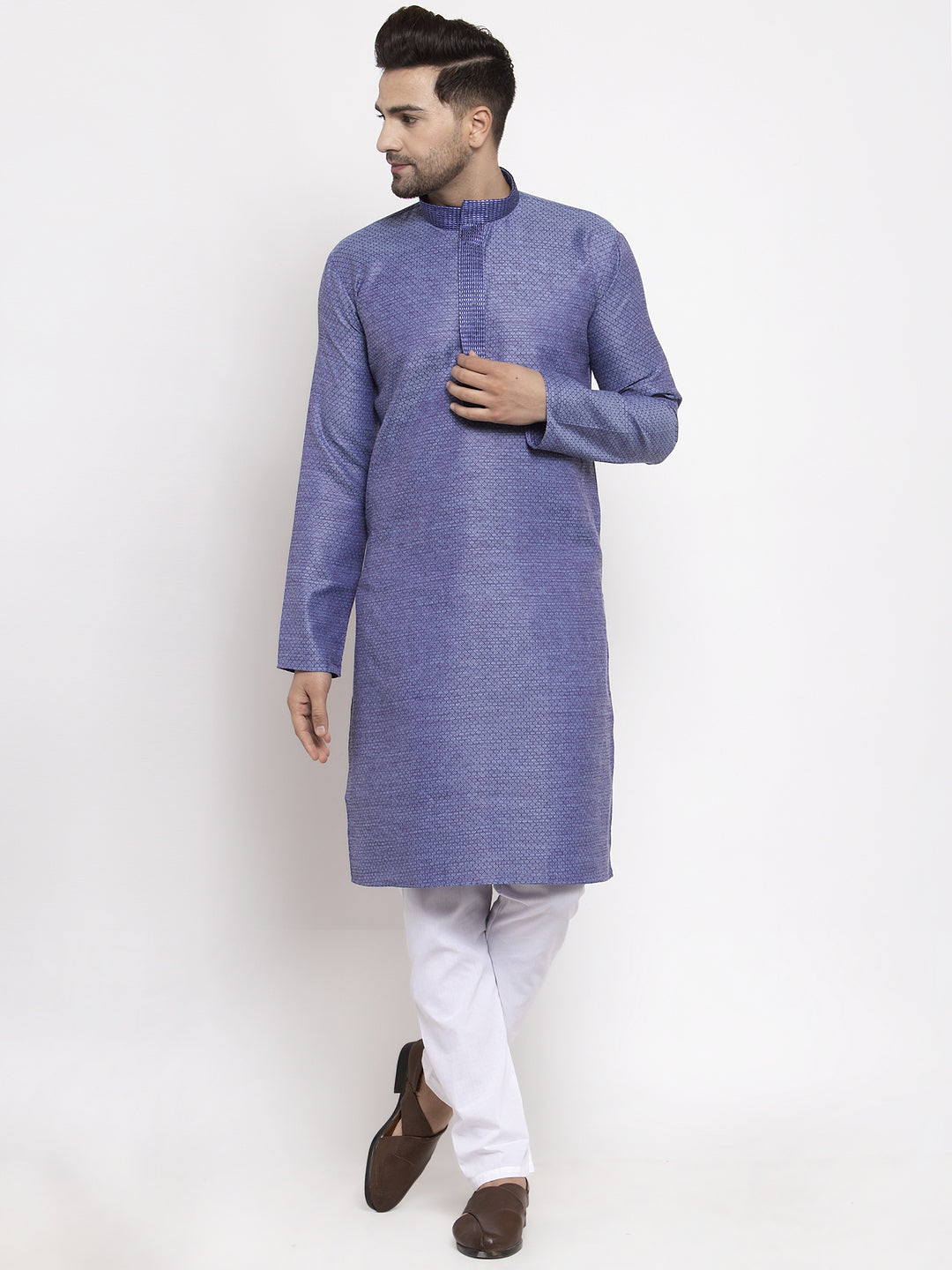 Jompers Men Blue Embroidered Kurta with Pyjamas - Distacart