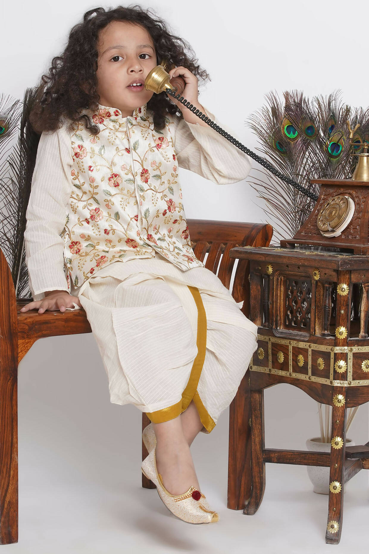 Little Bansi Banarsi Floral Embroidery Jacket Wth Cotton Kantha kurta And Kantha Dhoti - Cream - Distacart