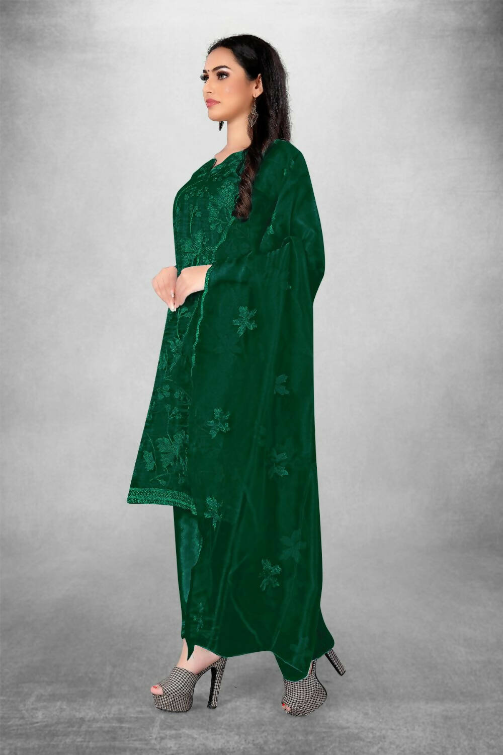 Buy Dark Green Heavy Organza Silk Embroidered Unstitched Dress Material - Amara Online at the best Price Buy Dark Green Heavy Organza Silk Embroidered Unstitched Dress Material - Amara Online at the best Price