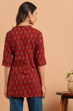Thumbnail for Janasya Women's Red Cotton Ethnic Motifs Straight Tunic - Distacart