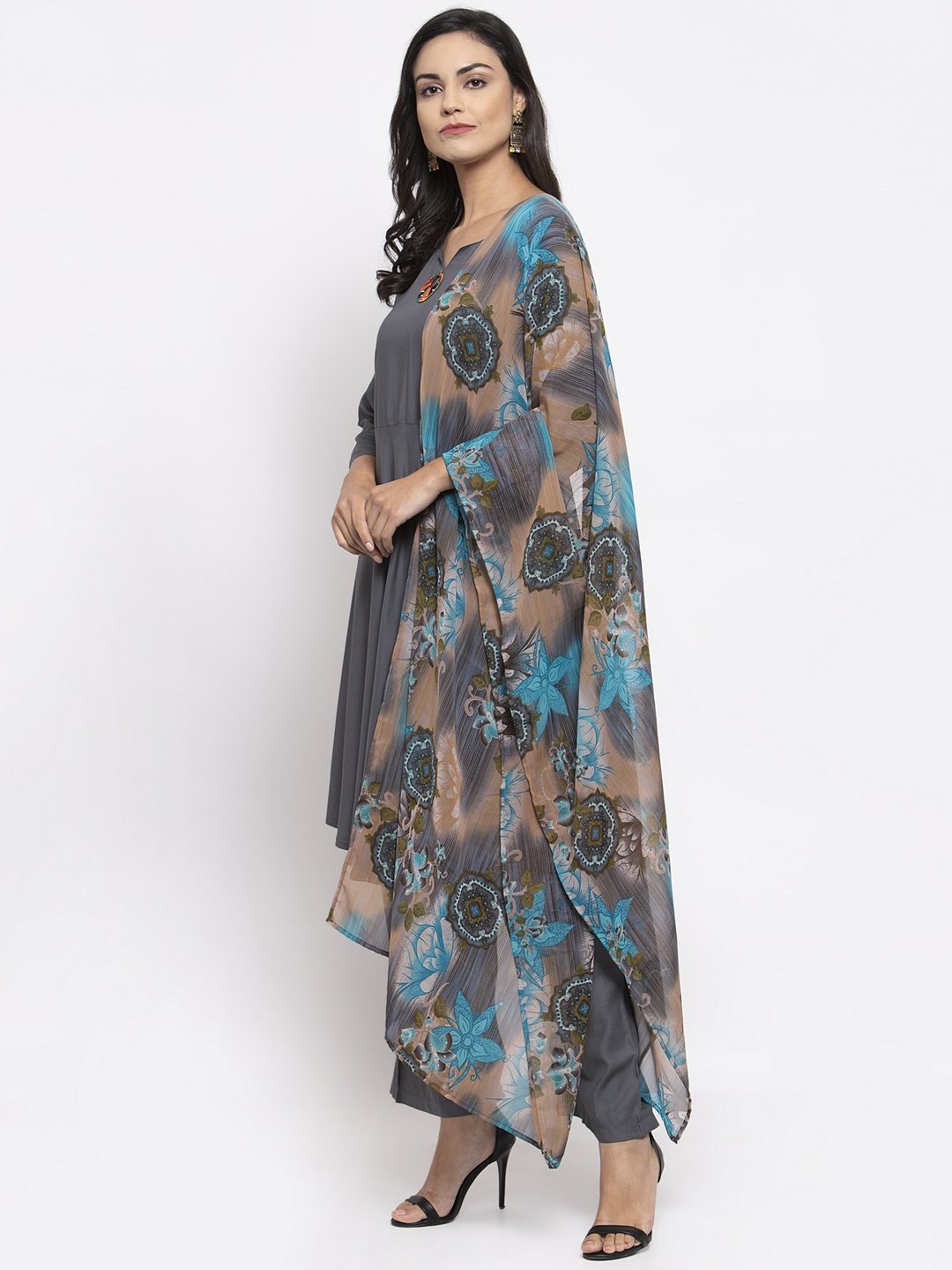 Jompers Women Grey Solid Kurta with Palazzos & Gorgette Printed Dupatta - Distacart