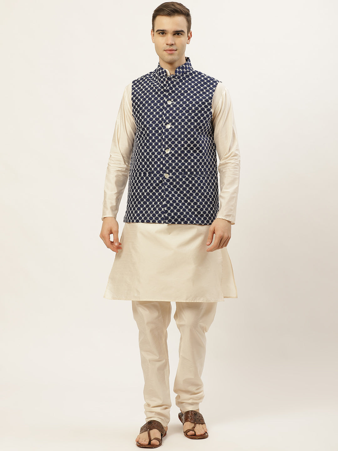 Jompers Men's Embroidered Nehru Jacket & Kurta Pyjama ( Navy ) - Distacart