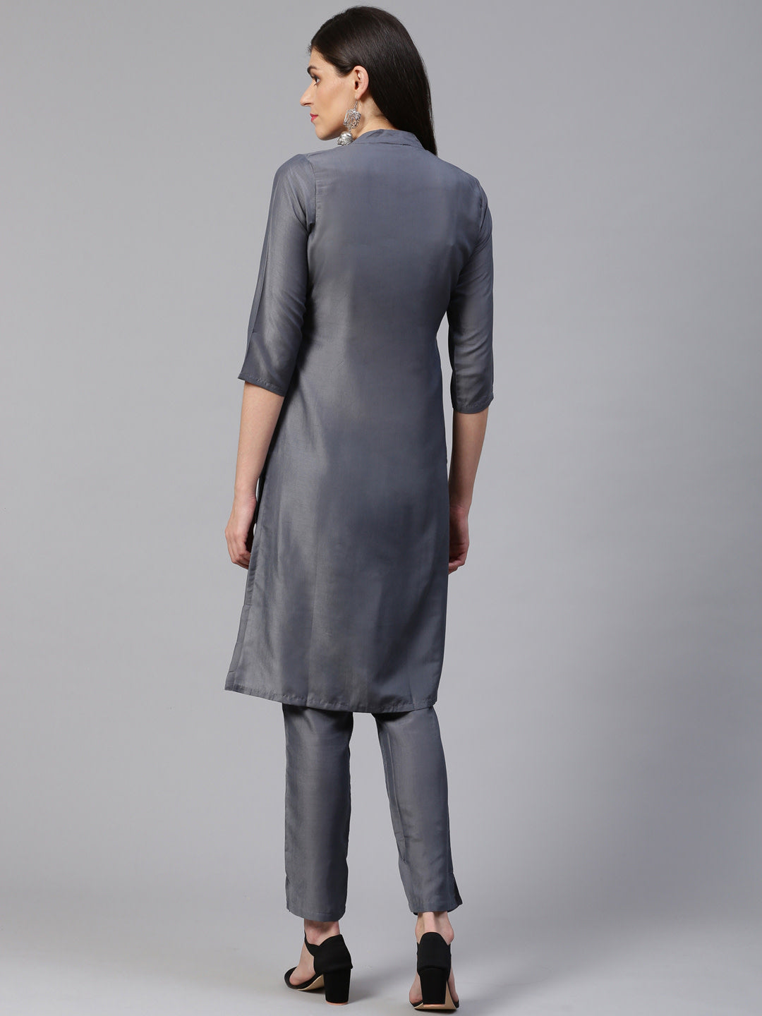 Jompers Women Grey Embroidered Solid Kurta with Trousers - Distacart