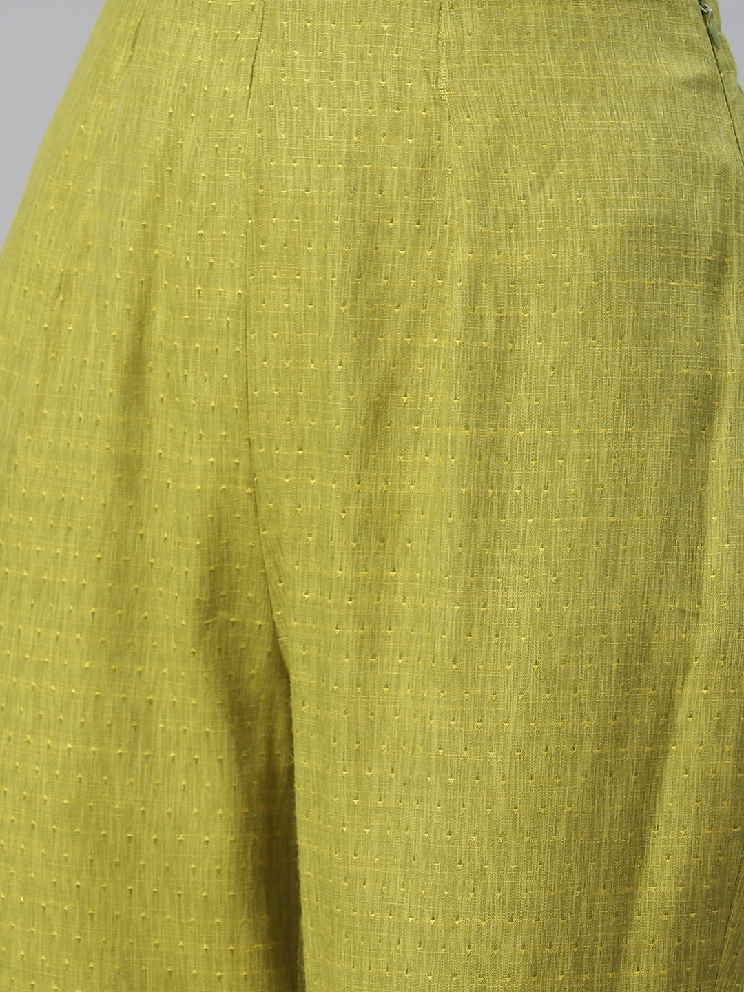 Jompers Women Green & Beige Self Design Kurta with Trousers & Dupatta - Distacart