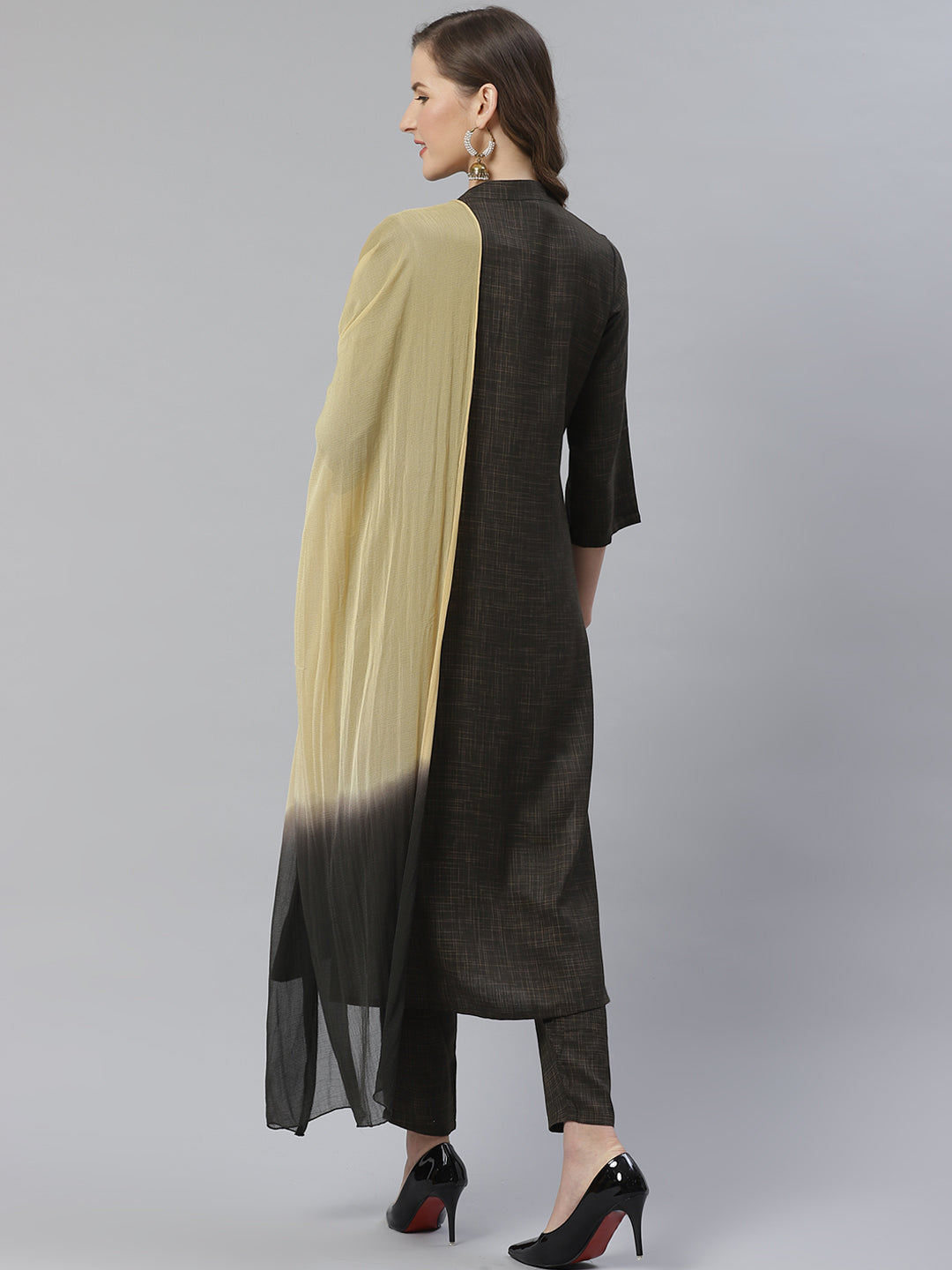 Jompers Women Charcoal Grey & Beige Self Checked Kurta with Trousers & Dupatta (Olive) - Distacart