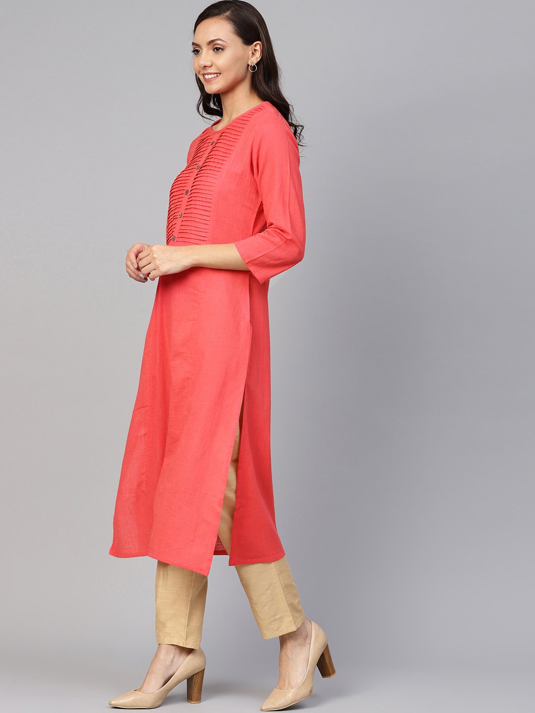 Jompers Women Peach Cotton Straight Kurta with Pintucks - Distacart