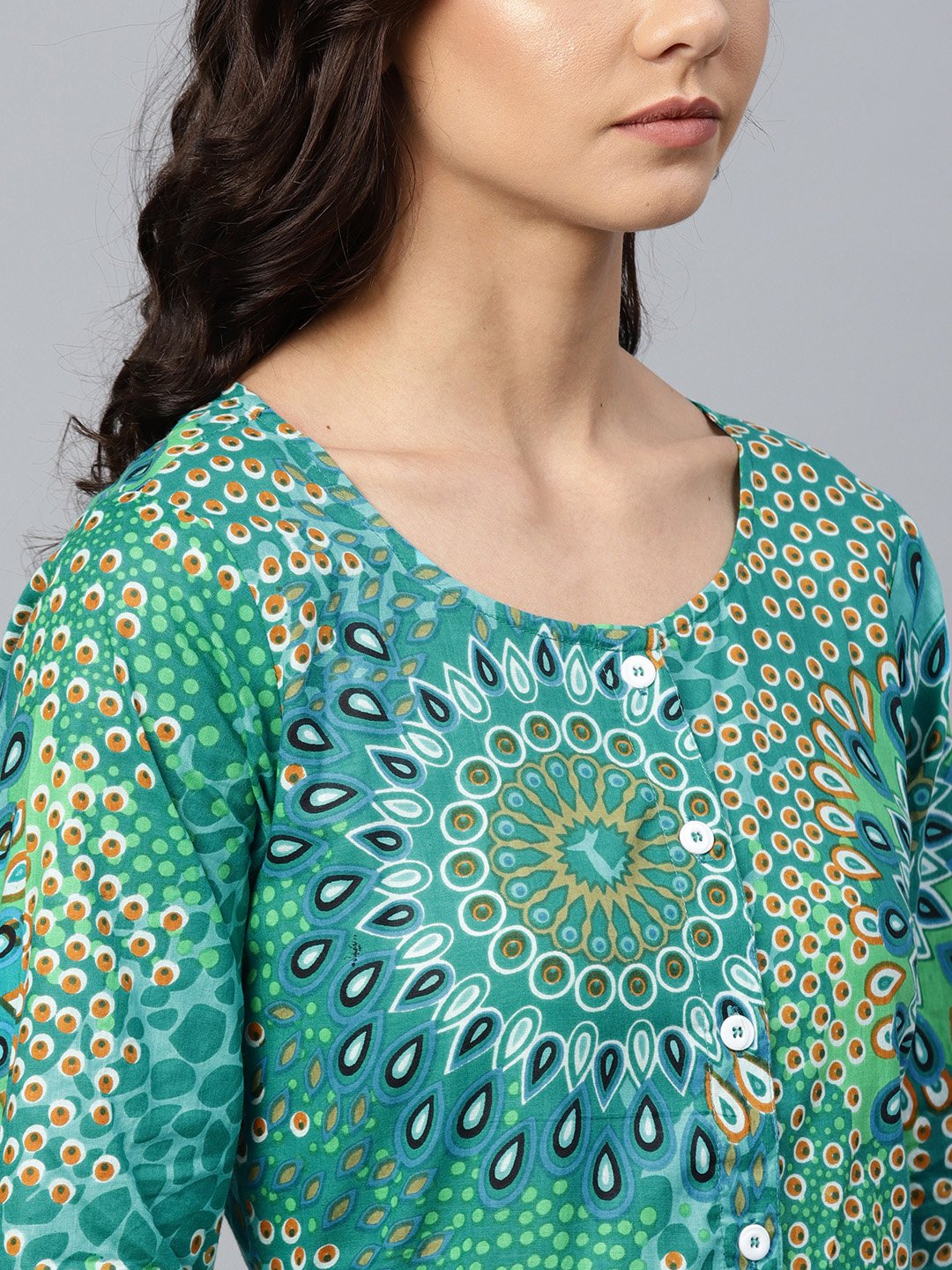 Jompers Women Green & White Printed Flared Kurta - Distacart
